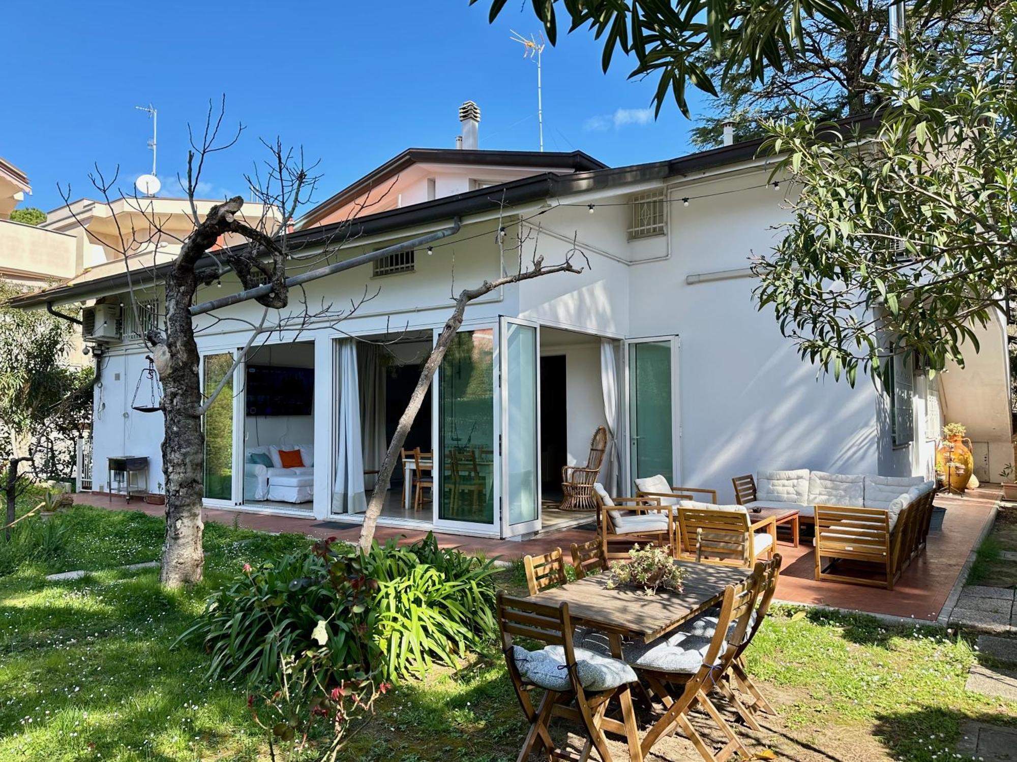 Appartamenti Villa Renata リッチョーネ エクステリア 写真